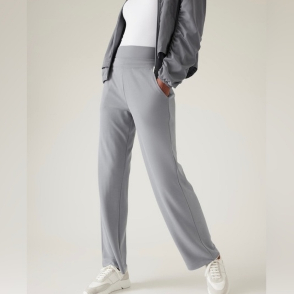 NWT Athleta Seasoft Wide Leg Sz S/P